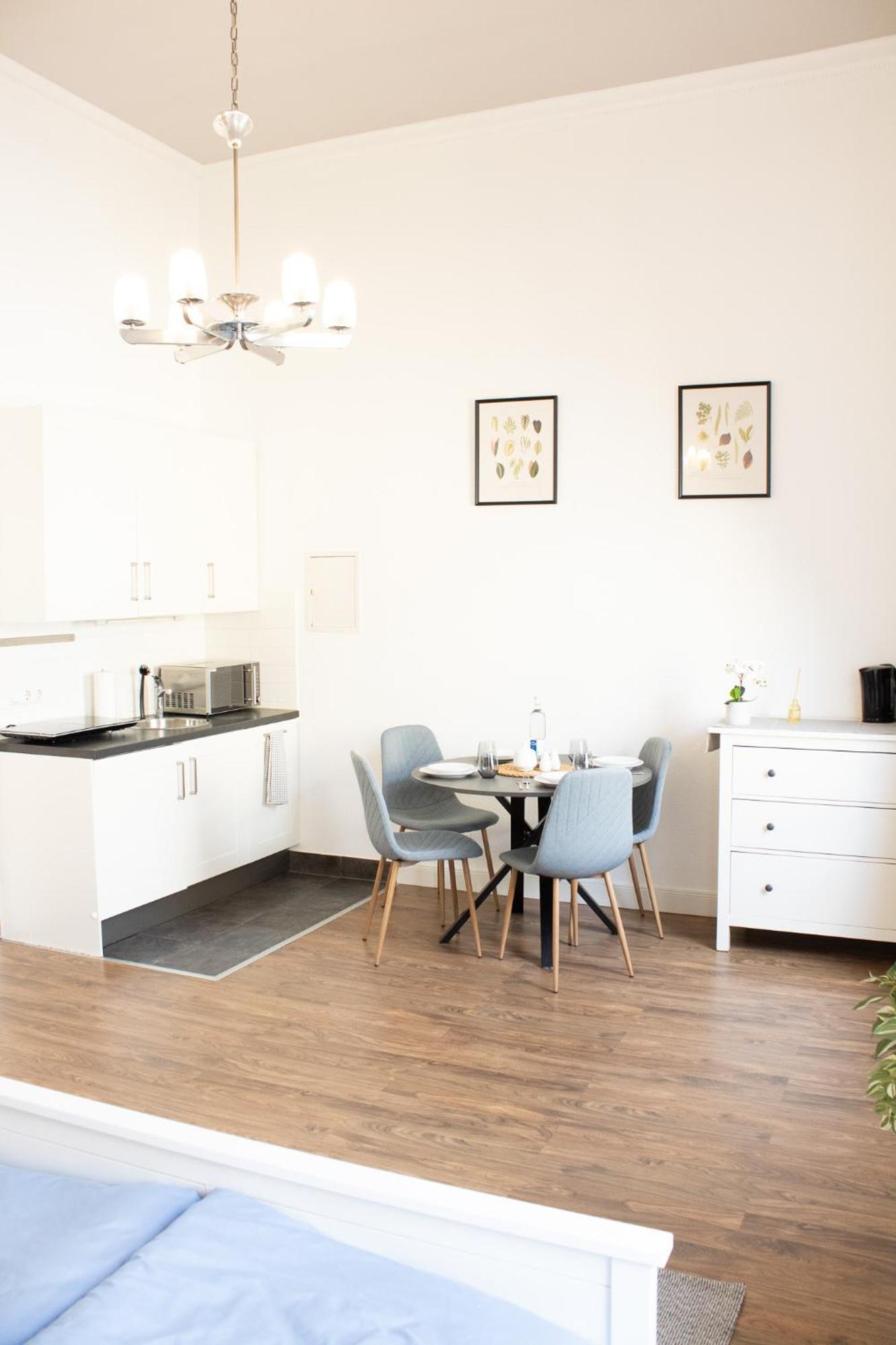 Apartment Wiesbaden Mitte, Zentral Am Park, Congresscenter 5 Min, Bahnhof 10Min Luaran gambar